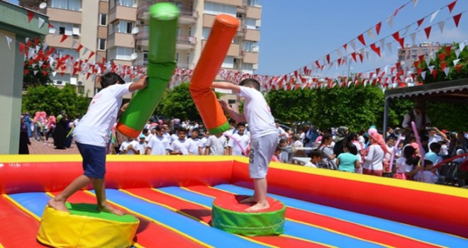 Yaz Kur’an Kursu Açılışında Çocuklar Doyasıya Eğlendi