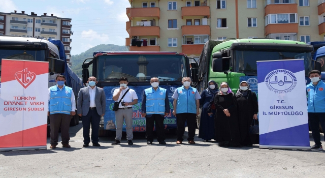 İyilik yüklü tırlar yola çıktı  