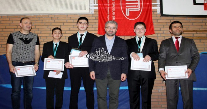 Dini Bilgiler ve Hutbe Yarışmalarının Almanya Biricileri Belirlendi