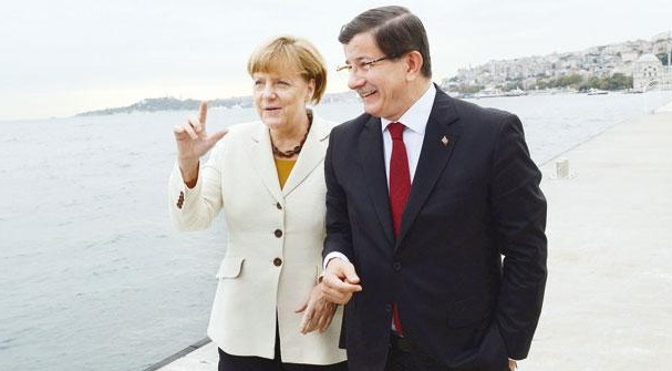 Ankara, Merkel'den dört konuda söz aldı