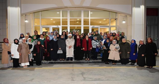 Erbaş, Kadın STK temsilcileriyle iftar sofrasında bir araya geldi