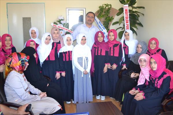 S&#252;mb&#252;l Valide Okul &#214;ncesi &#214;ğrencilerinden M&#252;ft&#252; Yardımcımıza Ziyaret…
