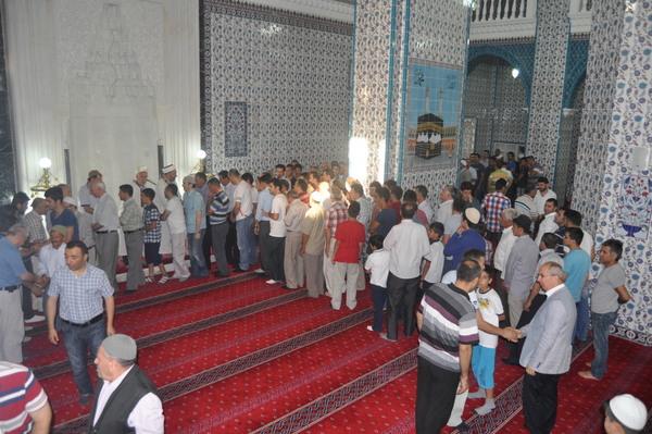 Iğdır’da Bayram Namazı