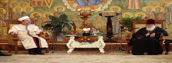 Diyanet İşleri Başkanı Görmez, Patrik II. İlia'yı ziyaret etti...