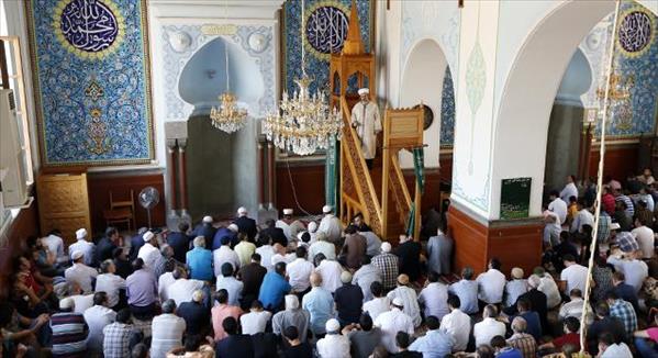 Diyanet İşleri Başkanı G&#246;rmez, G&#252;rcistan&#39;da halka hitap etti...
