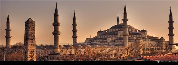 Camii&#39;ler Sadece Mimari Bir Yapı Değildir!