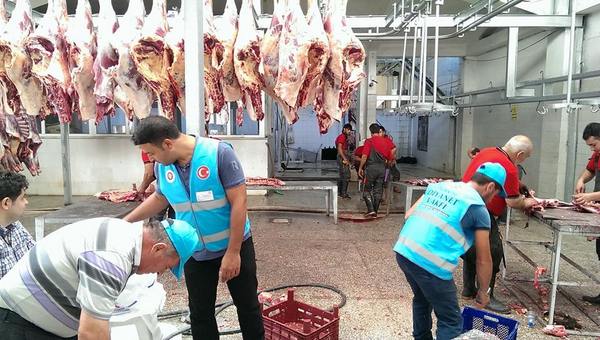 Kahramanmaraşta Kurbanlar Kardeşlik için Kesildi
