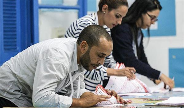 Tunus se&#231;imlerinde Nahda 2&#39;inci sırada