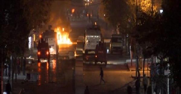 Kobani Protestosunda Gazi Mahallesi Karıştı!