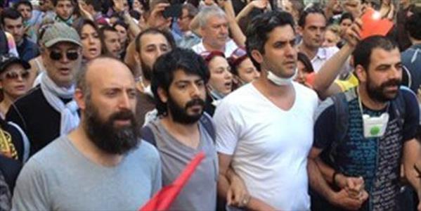 Alabora, Gezi için Sırplarla anlaşmış