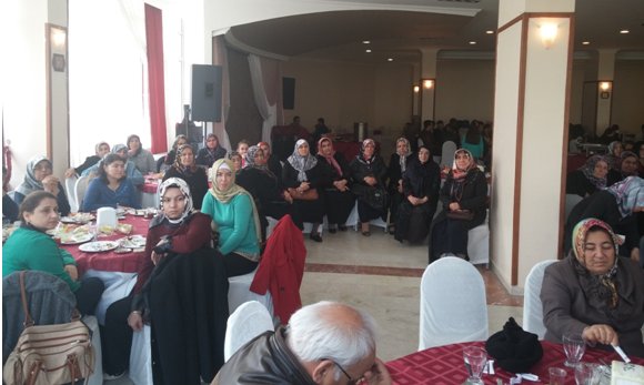 Nazife &#199;oban Kur&#39;an Kursundan Kaynaşma Kahvaltısı