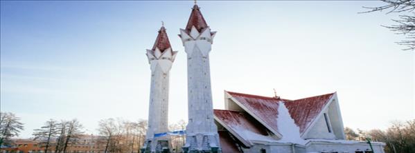 Karlar diyarı Sibirya&#39;da bir cami, FOTO