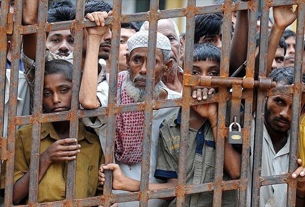 Myanmar&#39;da 20 M&#252;sl&#252;mana hapis cezası