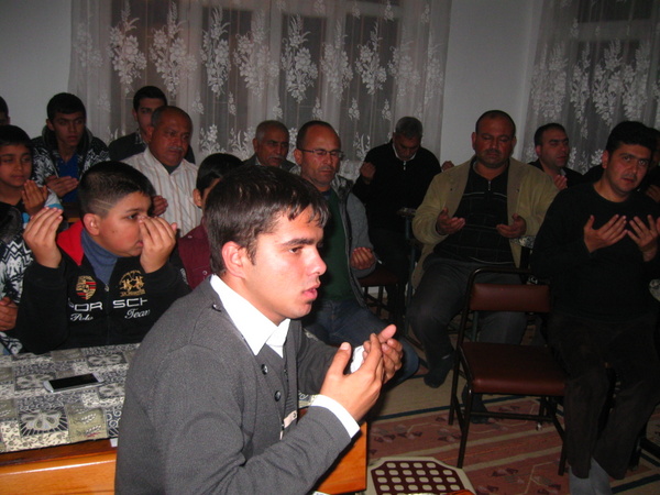 GENÇLERLE MAHALLE SOHBETLERİ