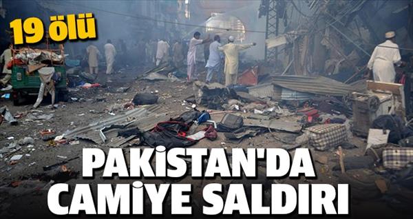 Pakistan da camiye saldırı 19 &#246;l&#252;