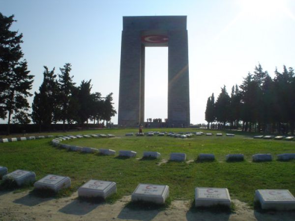 T&#220;RKİYE CAMİİ ve KURAN KURSLARI DERNEKLERİ FEDERASYONU