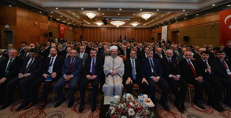 32. İl Müftüleri İstişare Toplantısı\' Van\'da başladı