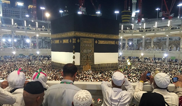 Kabe'de cuma namazı heyecanı