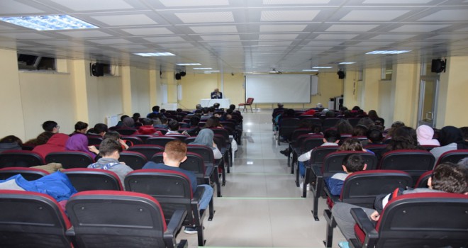 Sosyal medya bilinçli kullanılmalı