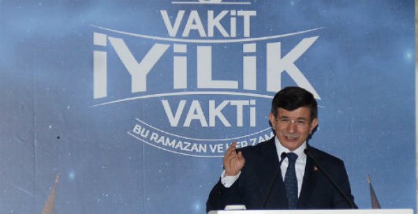 Başbakan Davutoğlu, İyilik Sofrası’nda