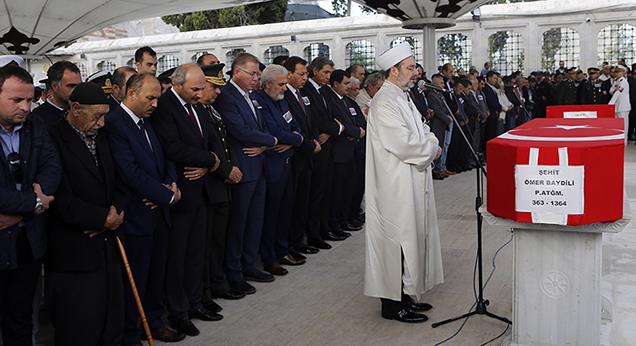 Diyanet İşleri Başkanı Görmez, Şemdinli şehitlerinin cenaze törenine katıldı