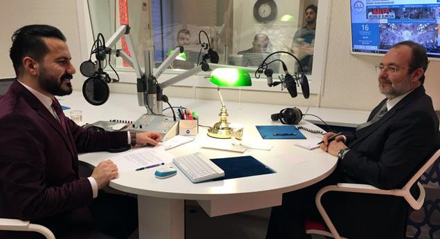 Diyanet İşleri Başkanı Görmez, Diyanet Radyo’nun konuğu oldu