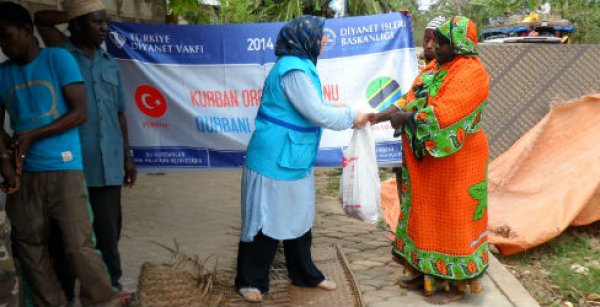 Diyanet Vakfı, 204 gönüllüsüyle 103 ülkede Kurban dağıtımı yapacak
