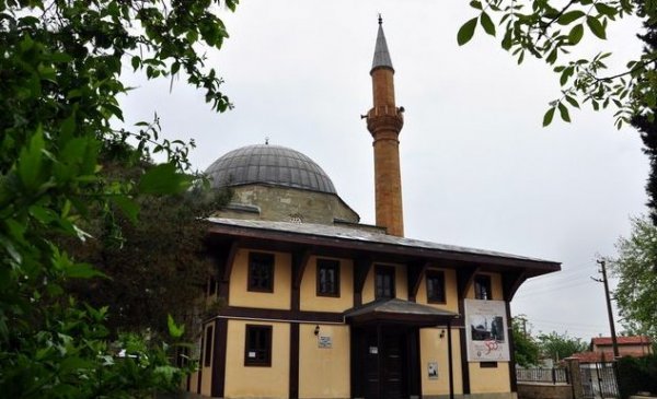 Keşan'da 500 yıllık tarihi bir cami Hersekzade