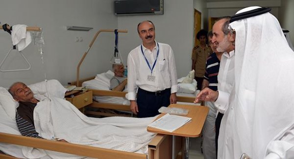 Mekke Belediye Başkanı El Barr, Diyanet Mekke Hastanesini ziyaret etti…