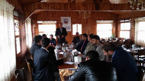 Özdemir, Din-Bir-Sen Samsun teşkilatlarıyla bir araya geldi.