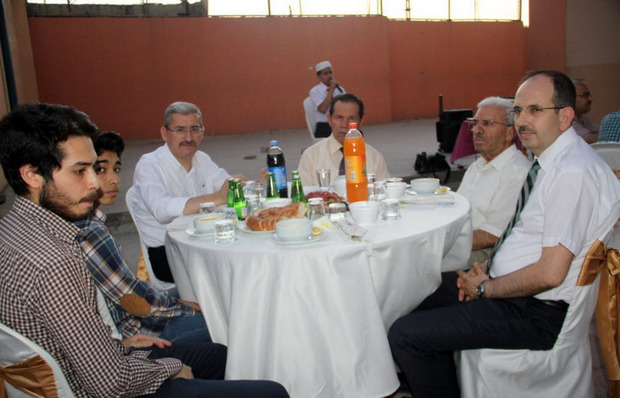 Tarihi Tepebağ’da İftar Programı Düzenledi