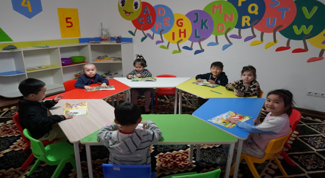 Kırgızistan anaokullarında Kur’an ve İslami davranış eğitimi veriliyor