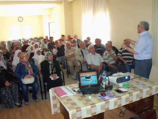Çivrilli Hacı adaylarımız için Seminerler başladı
