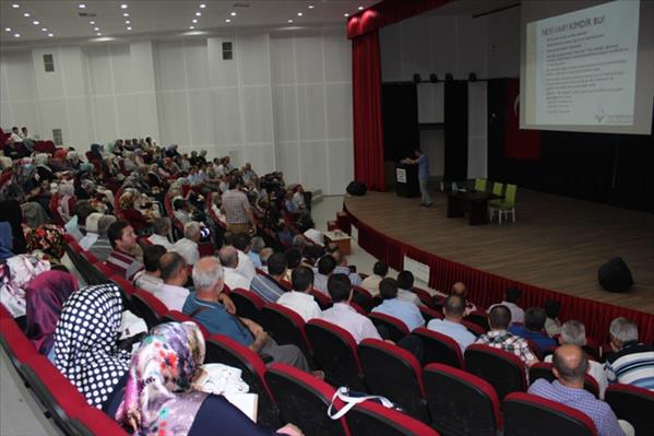 İzmir'de Yaz Kur’an Kursları Eğitim Semineri