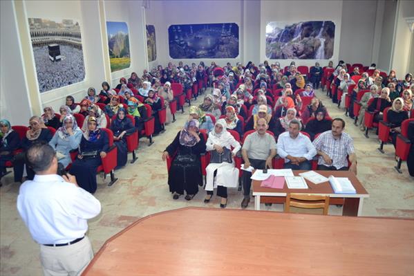 Erzincan'da Yaz Kursları Bayan Öğreticilerle, Değerlendirme Toplantısı Yapıldı