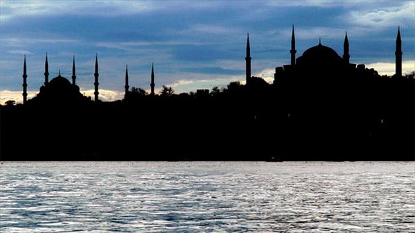 Kadir Gecesi ve Şiiri