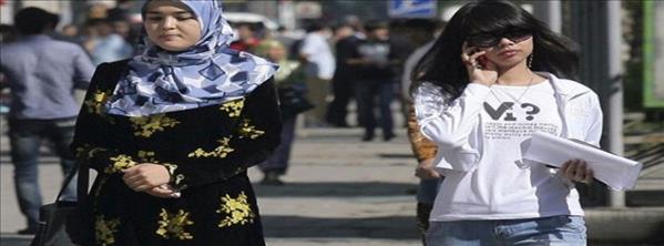 Kırım'da başörtülü kadınlara polis baskısı