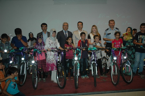 Çatak İlçe Müftülüğü Yaz Kur’an Kursu Dönem Sonu Etkinliği Düzenlendi.