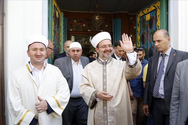 Diyanet İşleri Başkanı Görmez, Acara Müslümanlarıyla bir araya geldi