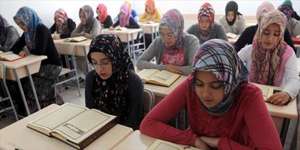 “Kur’an öğretimi, hem öğreten hem de öğrenen için mukaddes bir yolculuktur…”