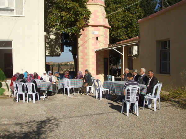 Eminceler Kur’an Kursu Aşure İkram Yaptı