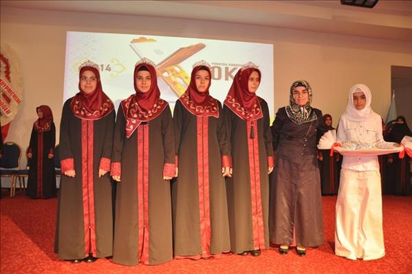 Alanya da 34 Hafız Taçlandı