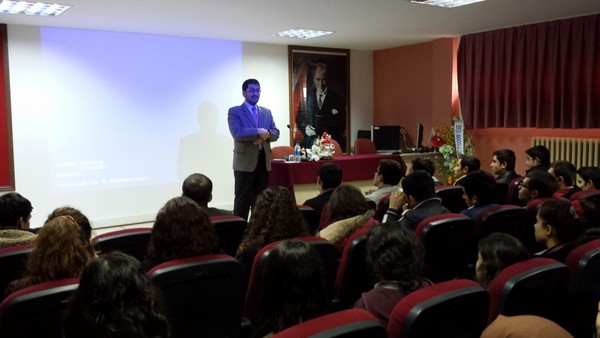 ÖĞRENCİLERLE SOHBET BULUŞMALARI DEVAM EDİYOR