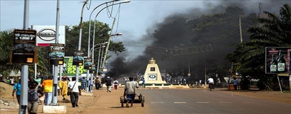 O. Afrika'da bir kasabada 500 Müslüman mahsur