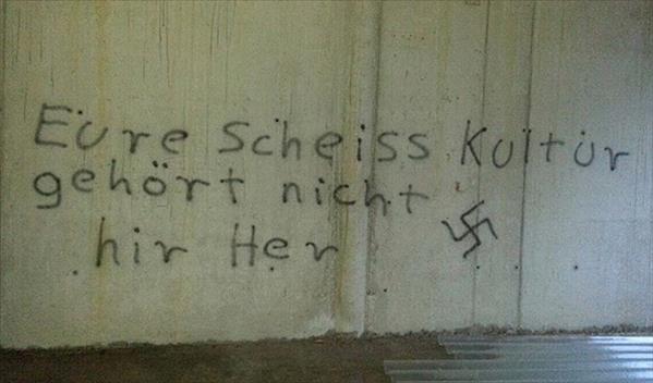 Almanya'da inşaat halindeki camiye ikinci saldırı