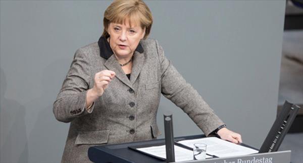 Merkel: İslamlaşma tehlikesi yok