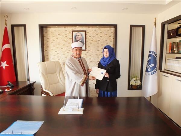 Alman asıllı Alıcıa Madıta ASCHENBRENNER İslâmiyeti Seçti