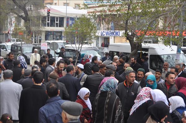 Iğdır da Umreciler Kutsal Topraklara Dualarla Uğurlandı