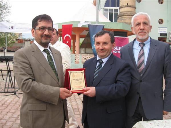 AKSU MÜFTÜSÜ SERİKTE KONFERENS VERDİ