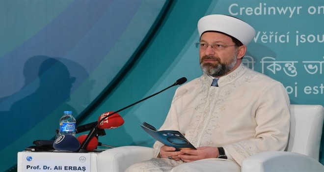 Geçmiş ve Gelecek Perspektifinde Azınlık Müslümanlar paneli yapıldı